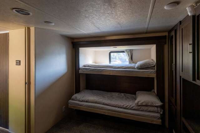 Кемпинги RV Lake -Beliș Camper Белиш-9